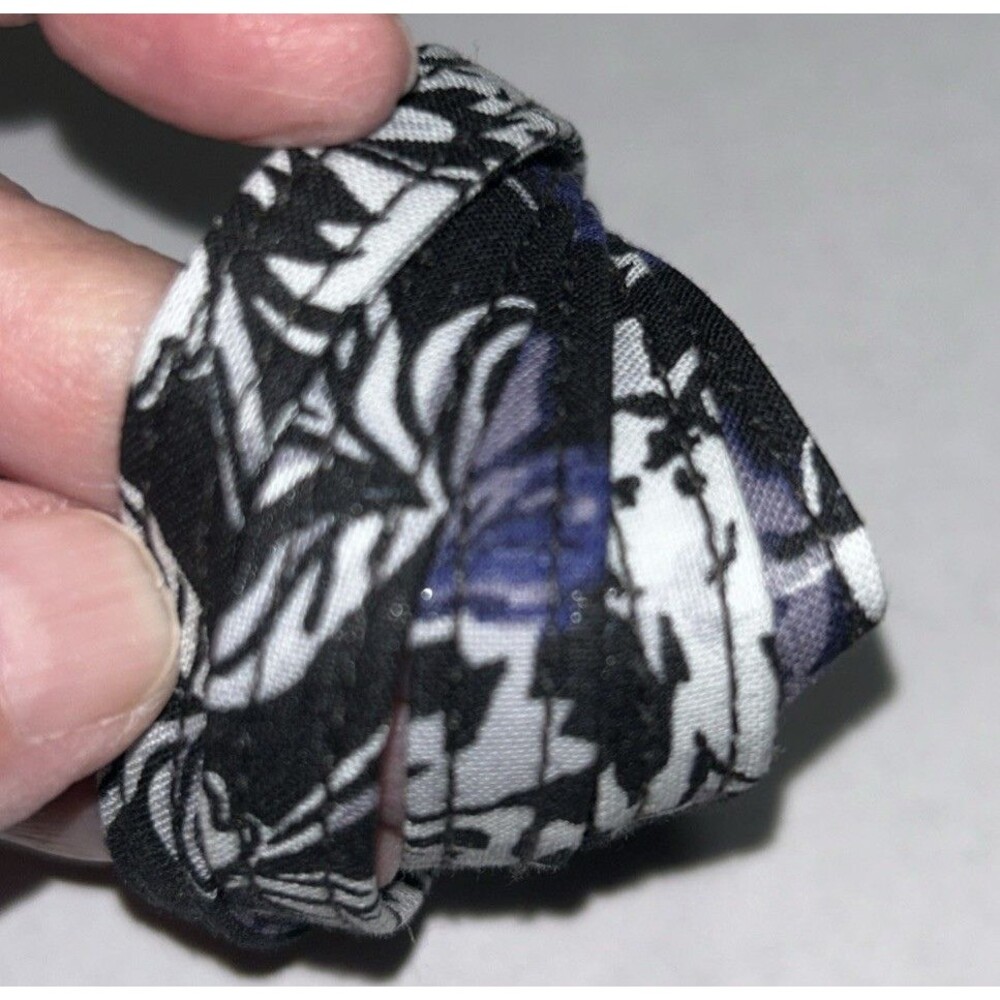 Vera Bradley Lanyard Keychain Necklace Frosted Floral NWT Black Purple White